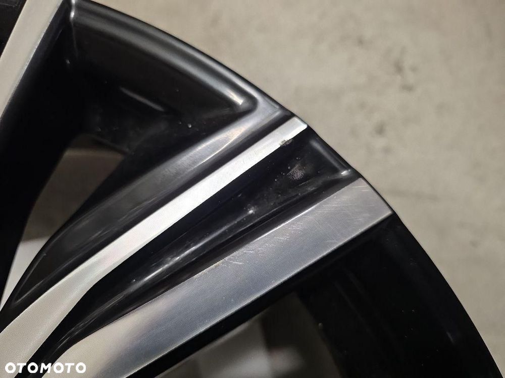 Felga aluminiowa Nissan OE JUKE II 7.5" x 19" 5x114.3 ET 35 - 7