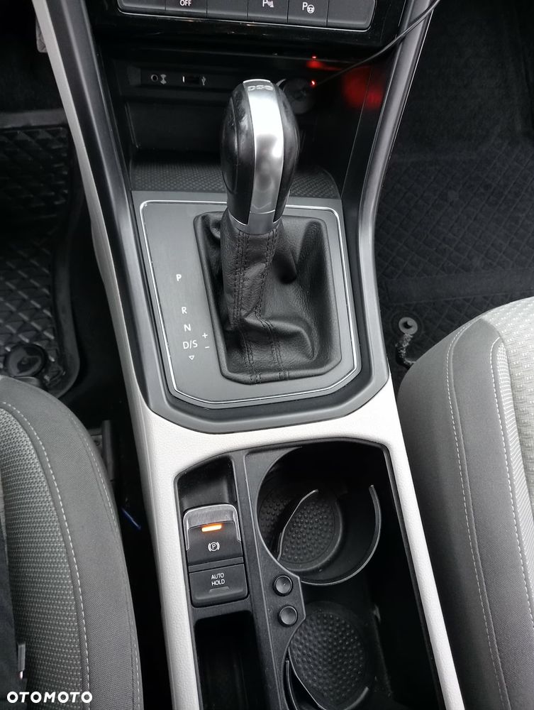 Volkswagen Touran 2.0 TDI SCR (BlueMotion Technology) DSG Comfortline - 20