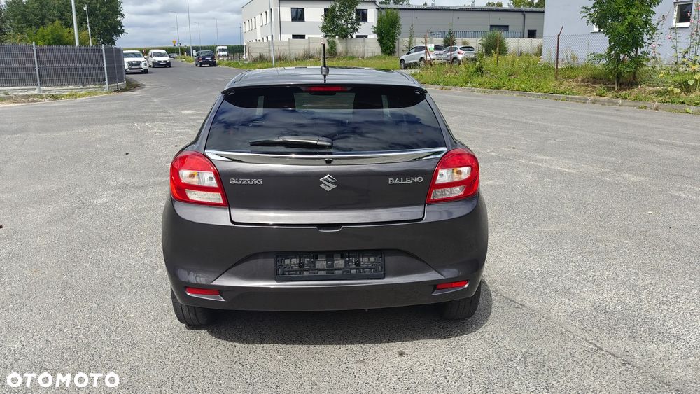 Suzuki Baleno 1.2 Premium Plus - 5