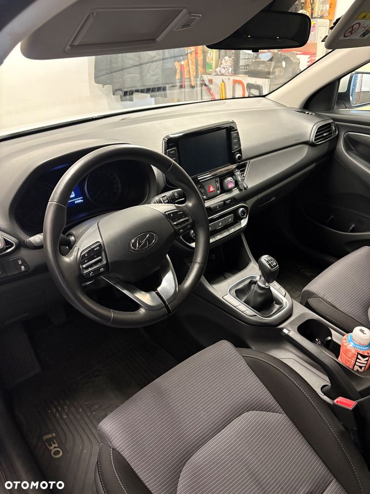 Hyundai i30 1.0 T-GDI Smart - 8