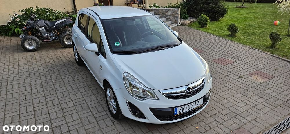 Opel Corsa 1.4 16V 150 Jahre - 21
