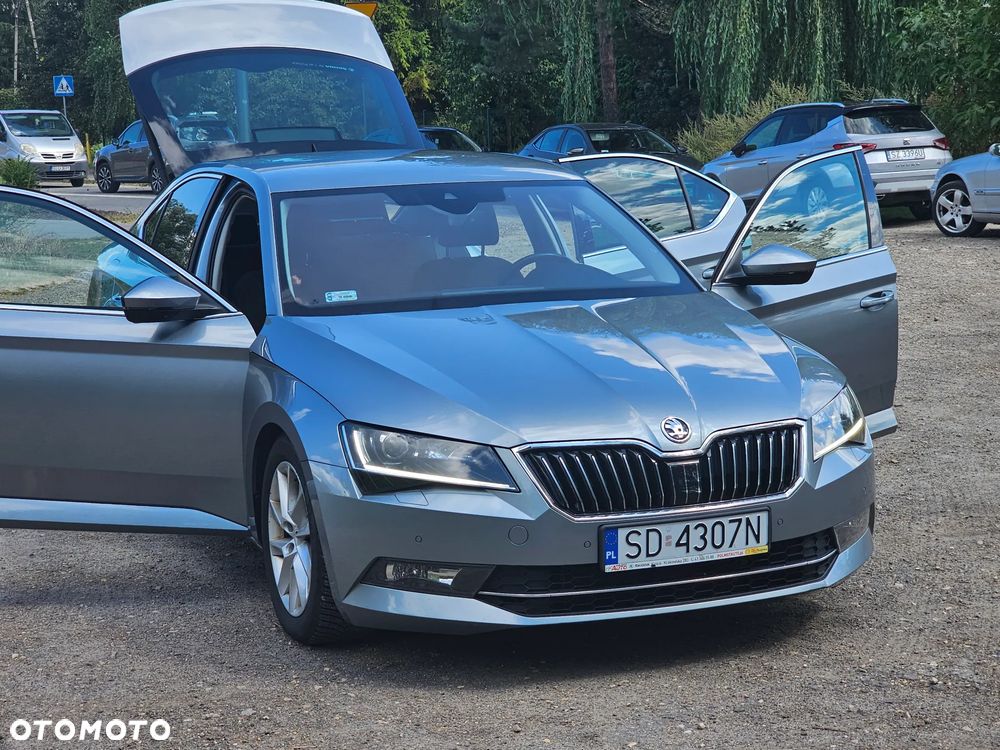 Skoda Superb 2.0 TSI DSG Ambition - 25