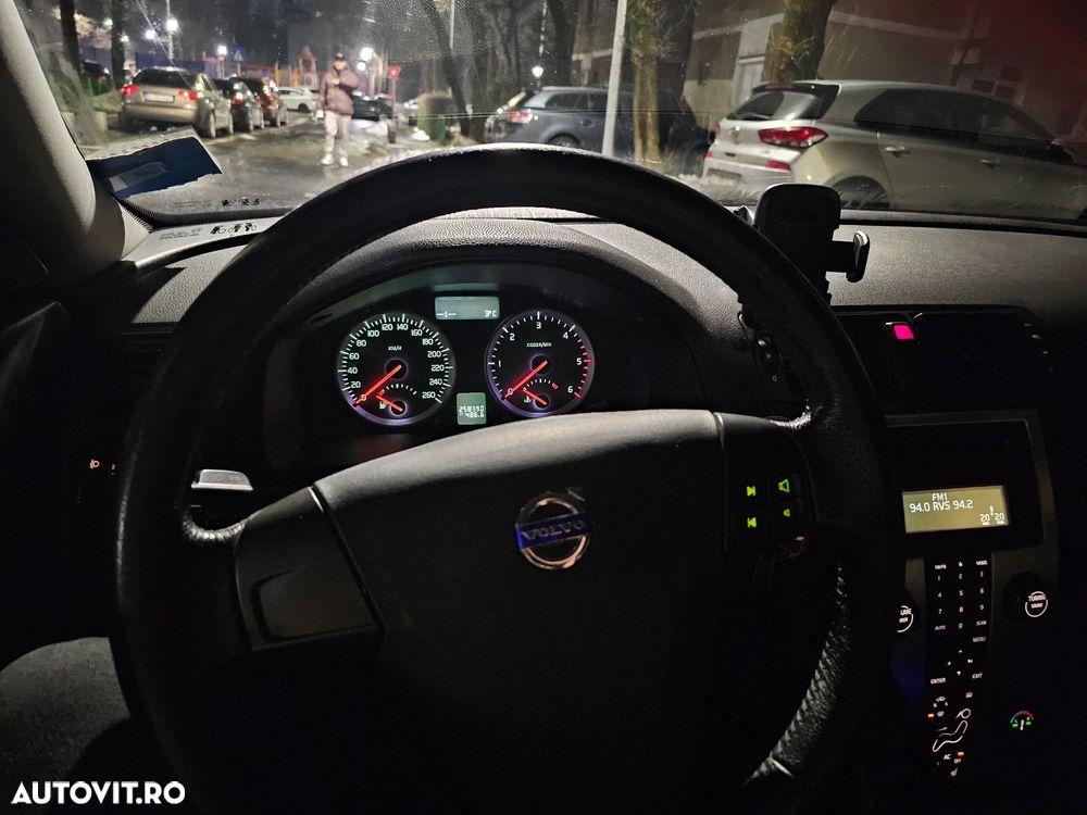 Volvo V50 - 8