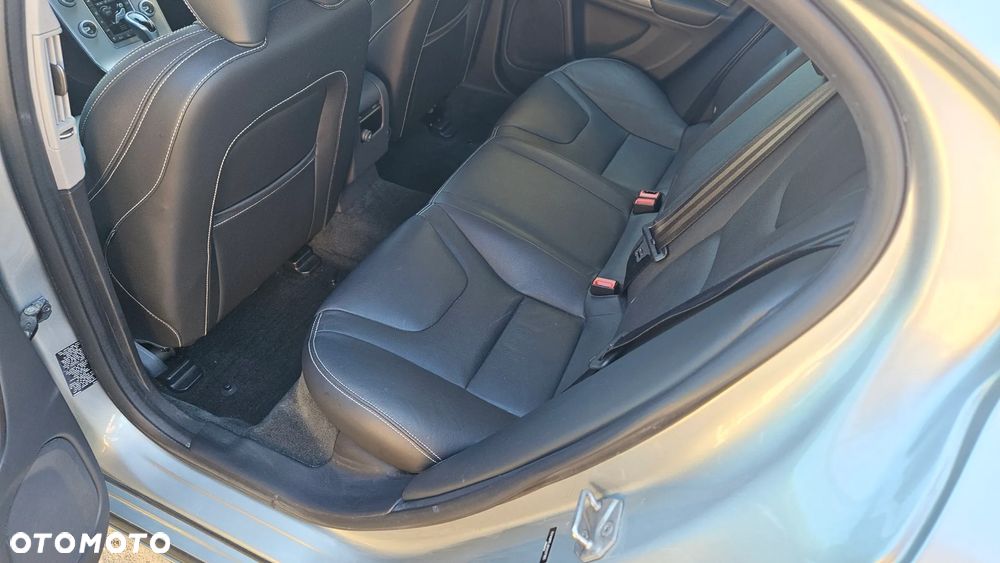 Volvo S60 - 12