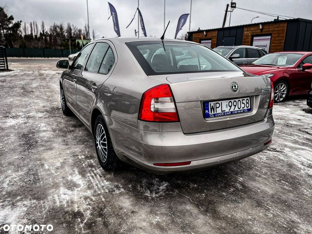 Skoda Octavia - 3