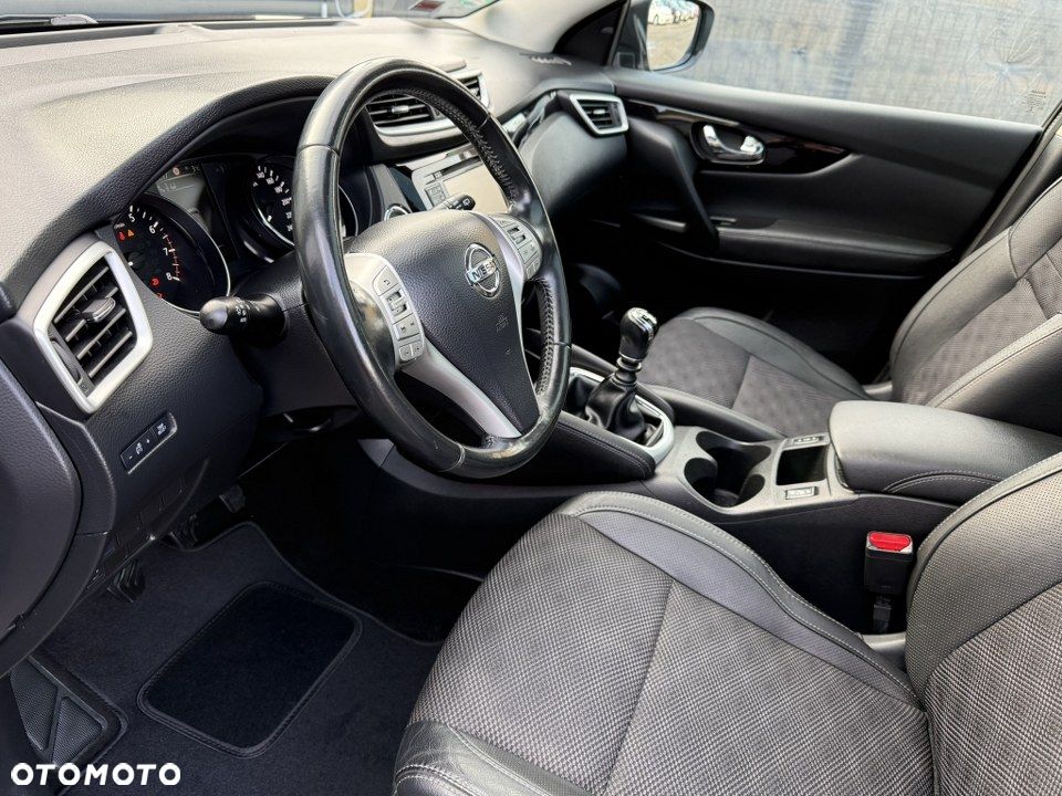 Nissan Qashqai 1.2 DIG-T Tekna+ - 18