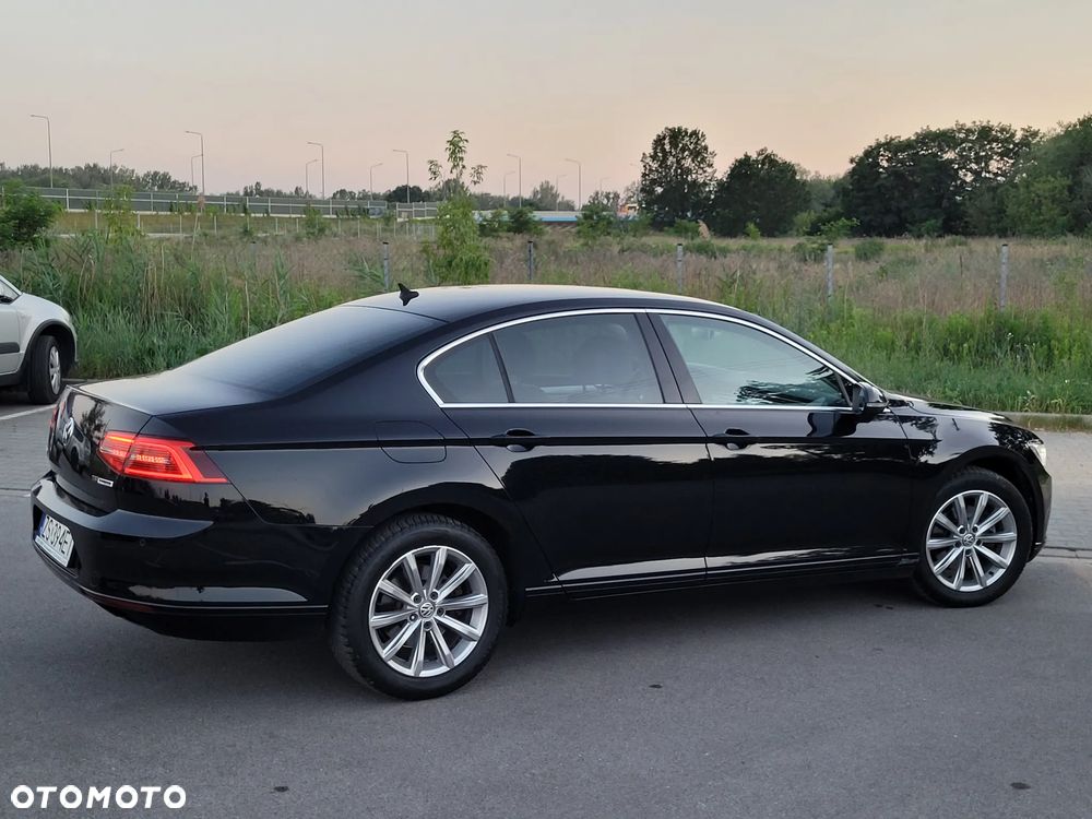 Volkswagen Passat 1.8 TSI BMT Comfortline DSG - 4