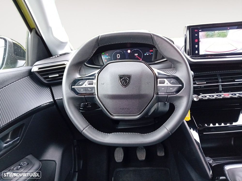 Peugeot 208 1.2 PureTech Allure — fotografia 12