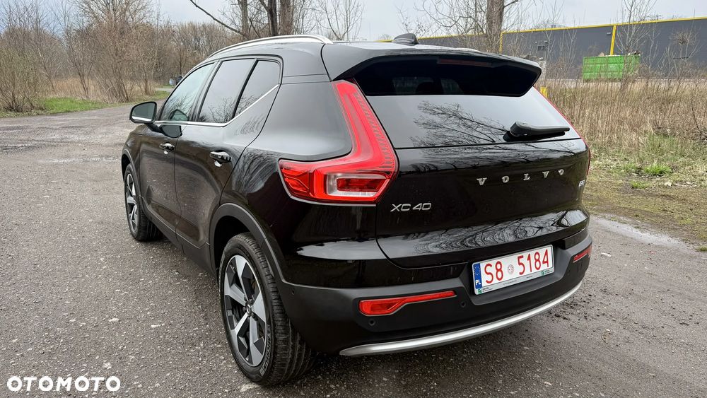 Volvo XC 40 B5 B AWD Momentum Pro - 13