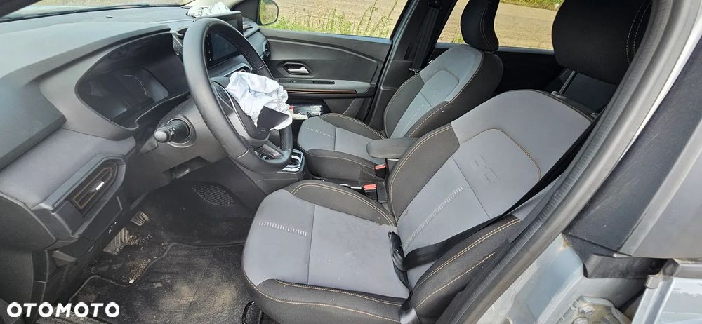 Dacia Jogger 1.6 Full Hybrid 140 Extreme MMT - 12