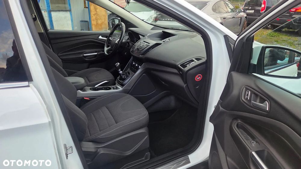 Ford Kuga 2.0 TDCi 4WD Titanium - 6