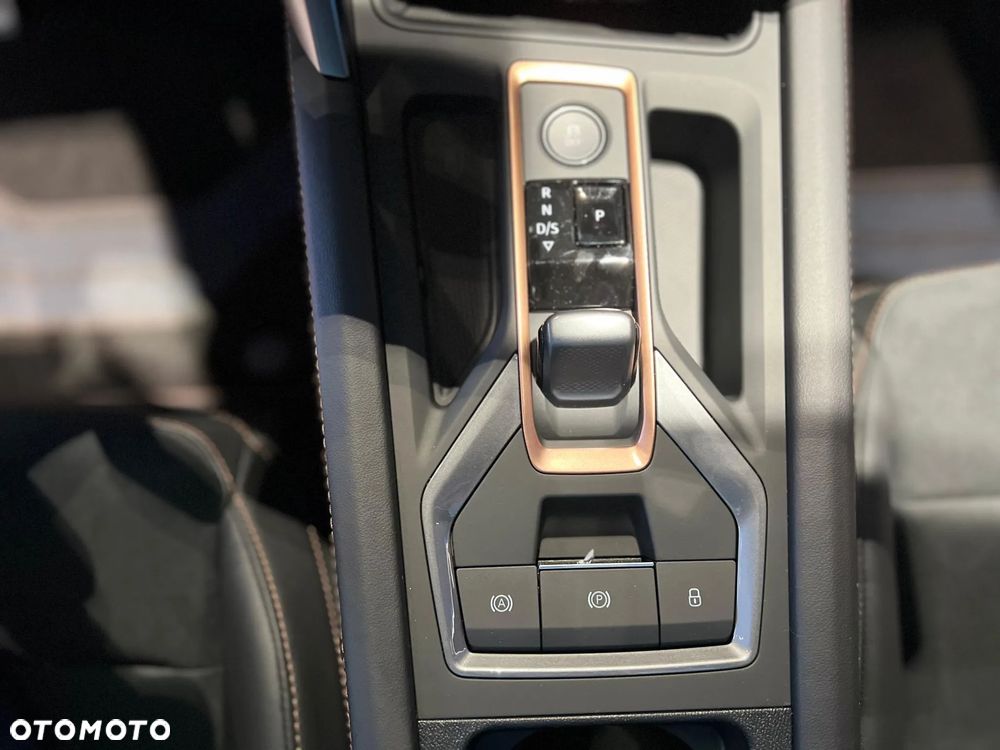 Cupra Leon 1.5 eTSI mHEV DSG - 11
