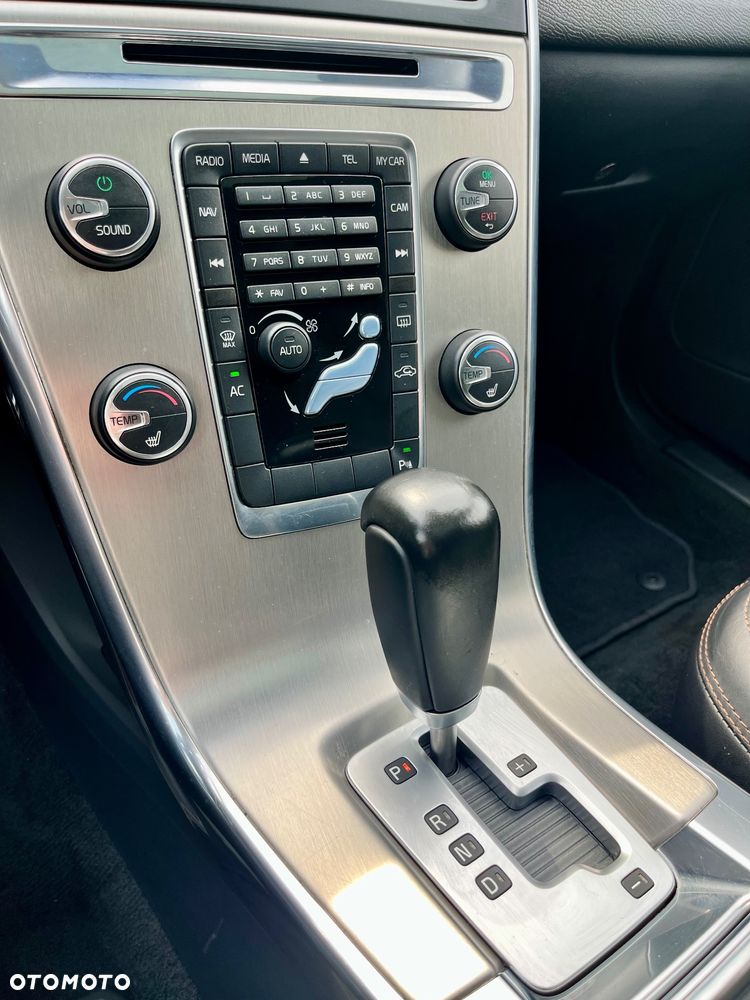 Volvo XC 60 - 18