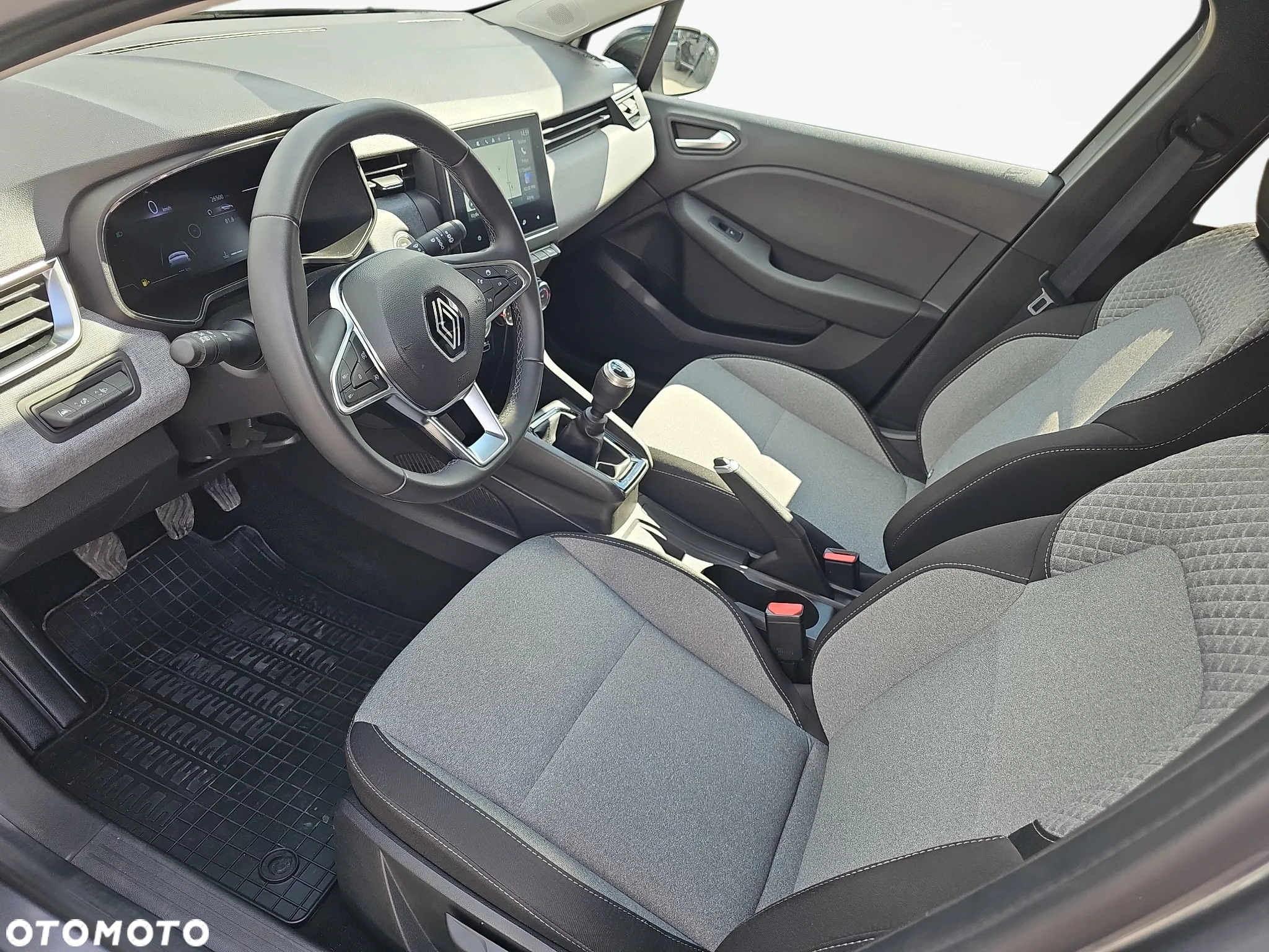 Renault Clio 1.0 TCe Evolution - 4