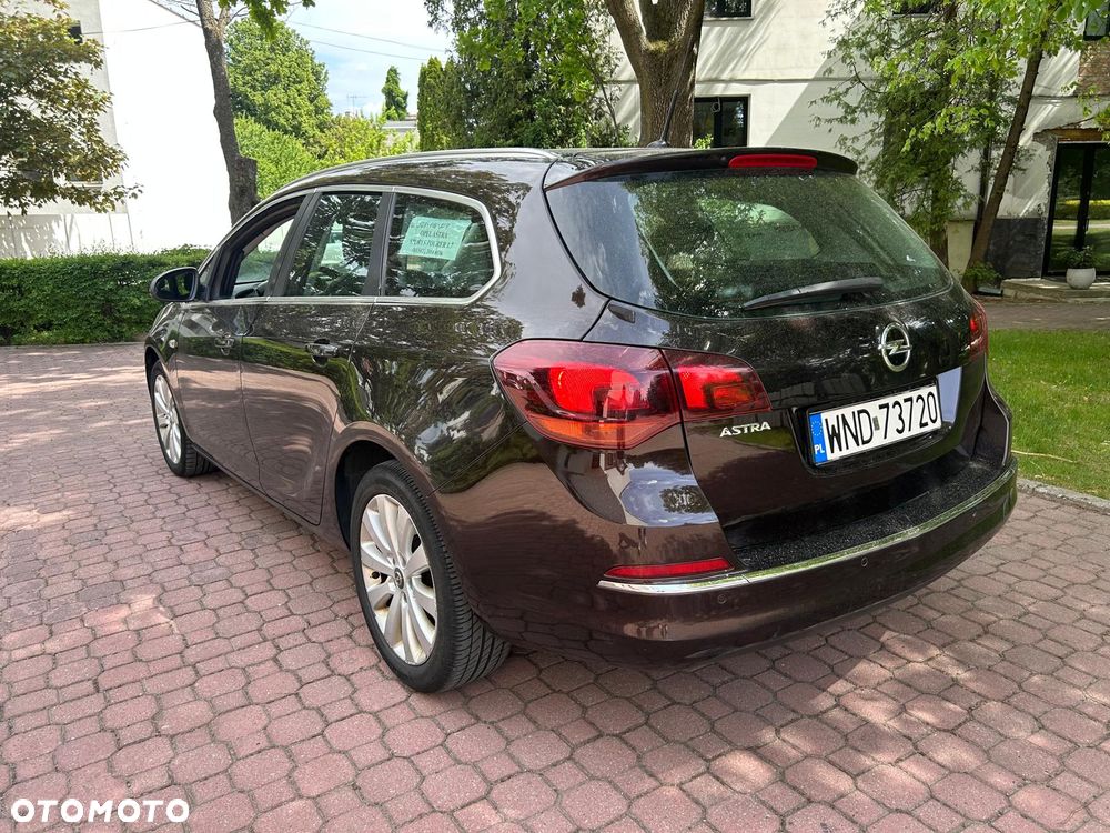 Opel Astra 1.7 CDTI Cosmo - 6