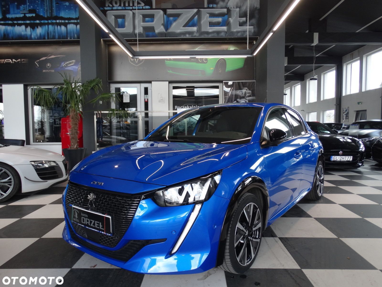 Peugeot 208 - 1