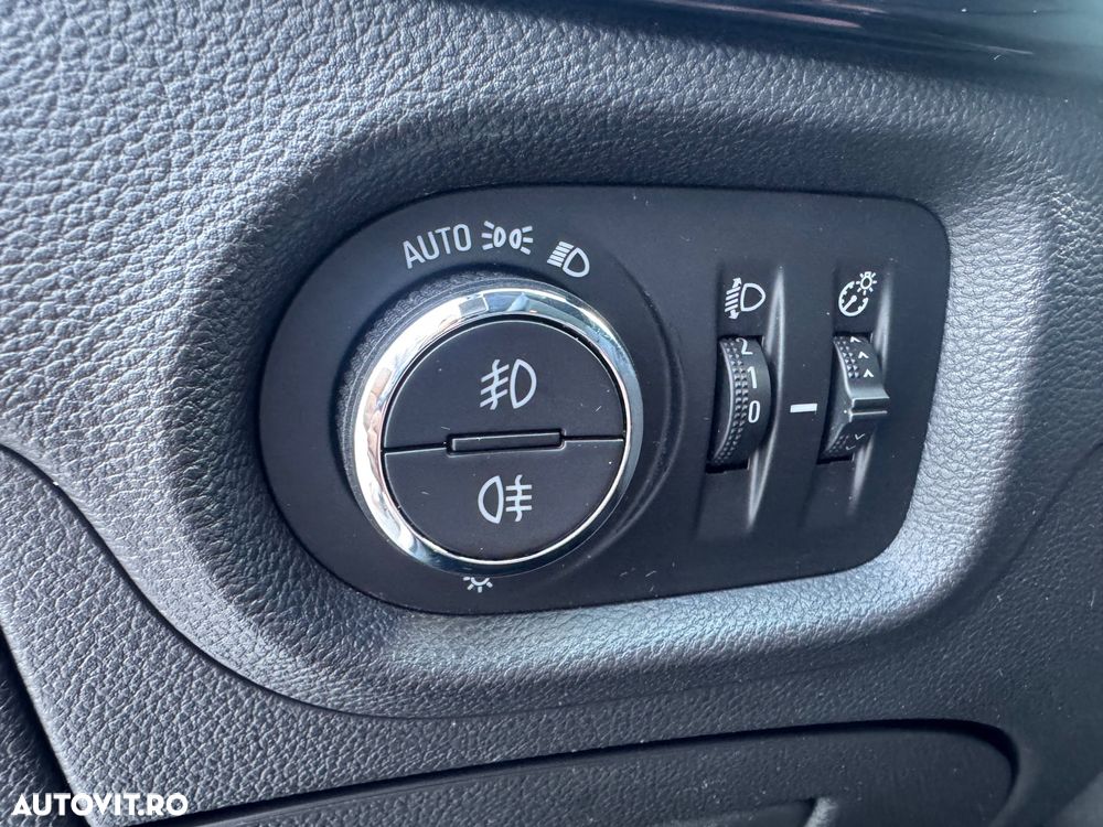 Opel Astra 1.6 D (CDTI) Start/Stop Innovation - 14