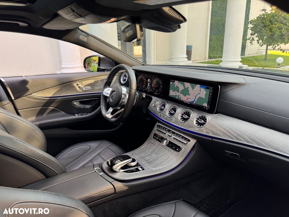 Mercedes-Benz CLS 350 d 4MATIC 9G-TRONIC AMG Line - 17