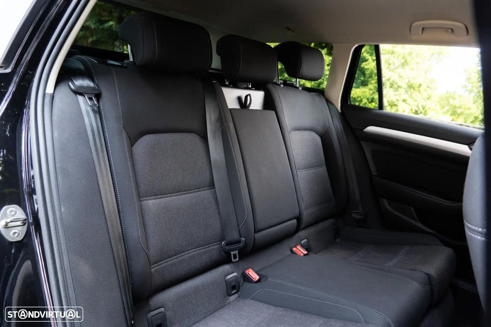 VW Passat Variant 1.6 TDI Confortline DSG - 10