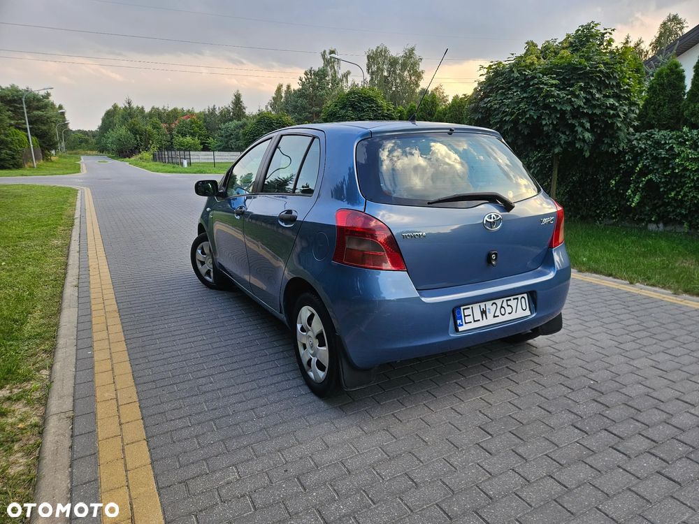 Toyota Yaris - 6
