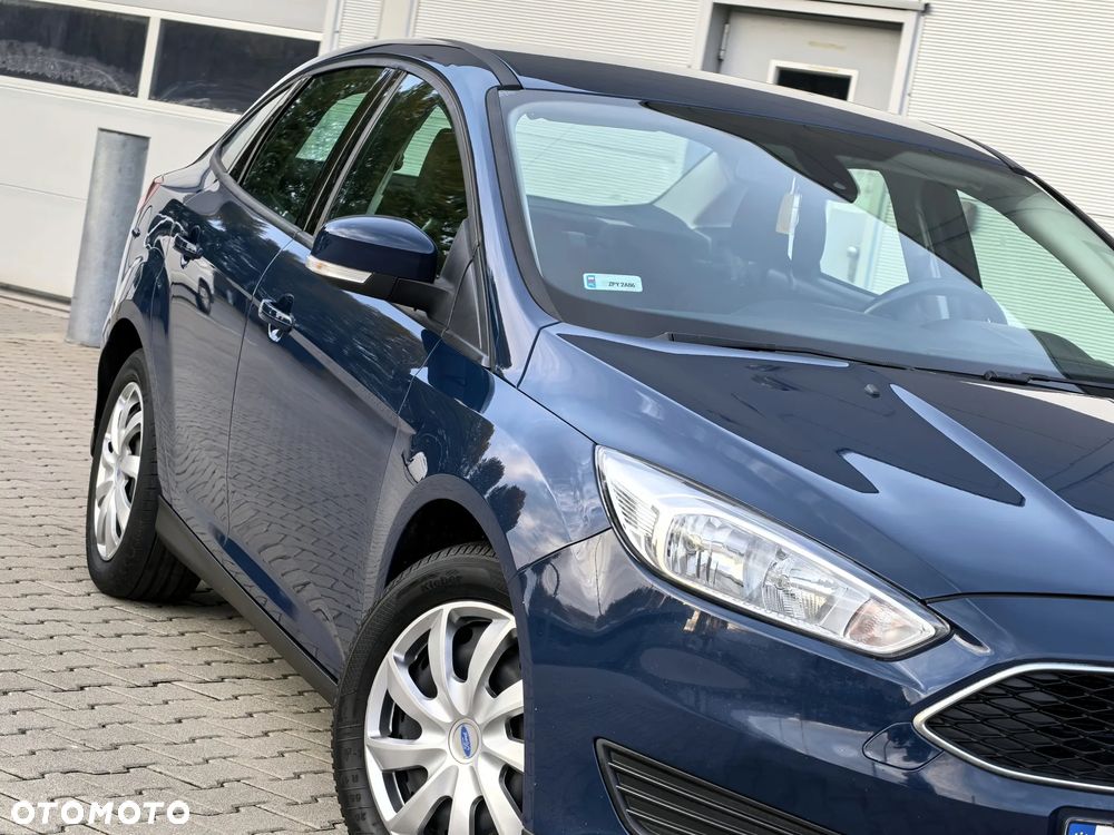 Ford Focus 1.5 TDCi SYNC Edition - 23