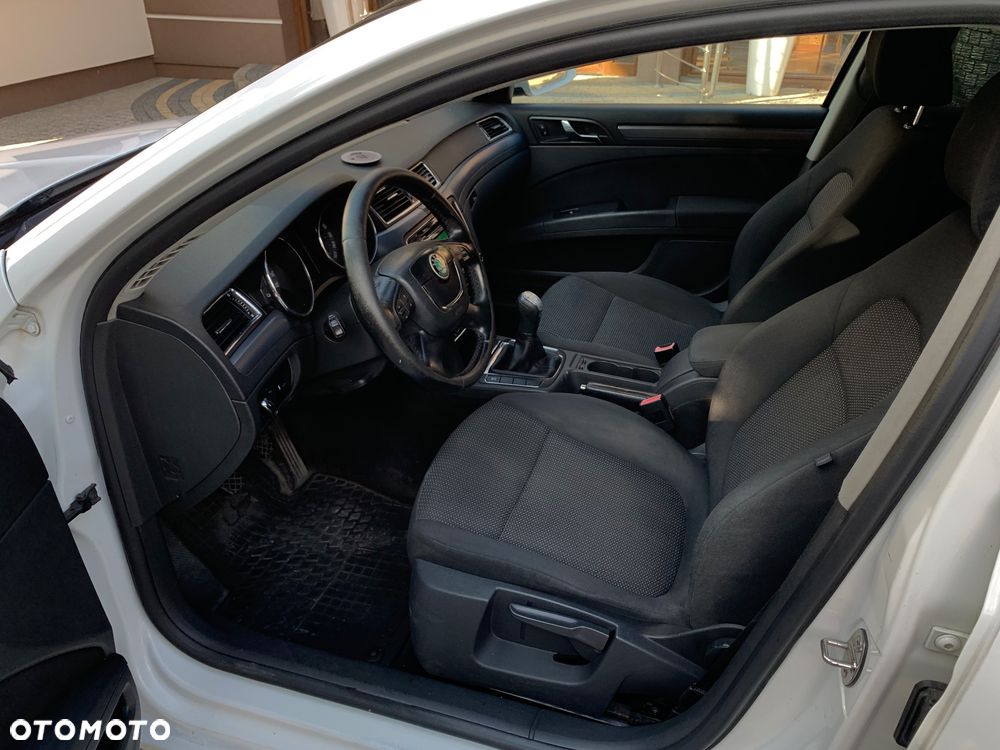 Skoda Superb 2.0 TDI Family - 9