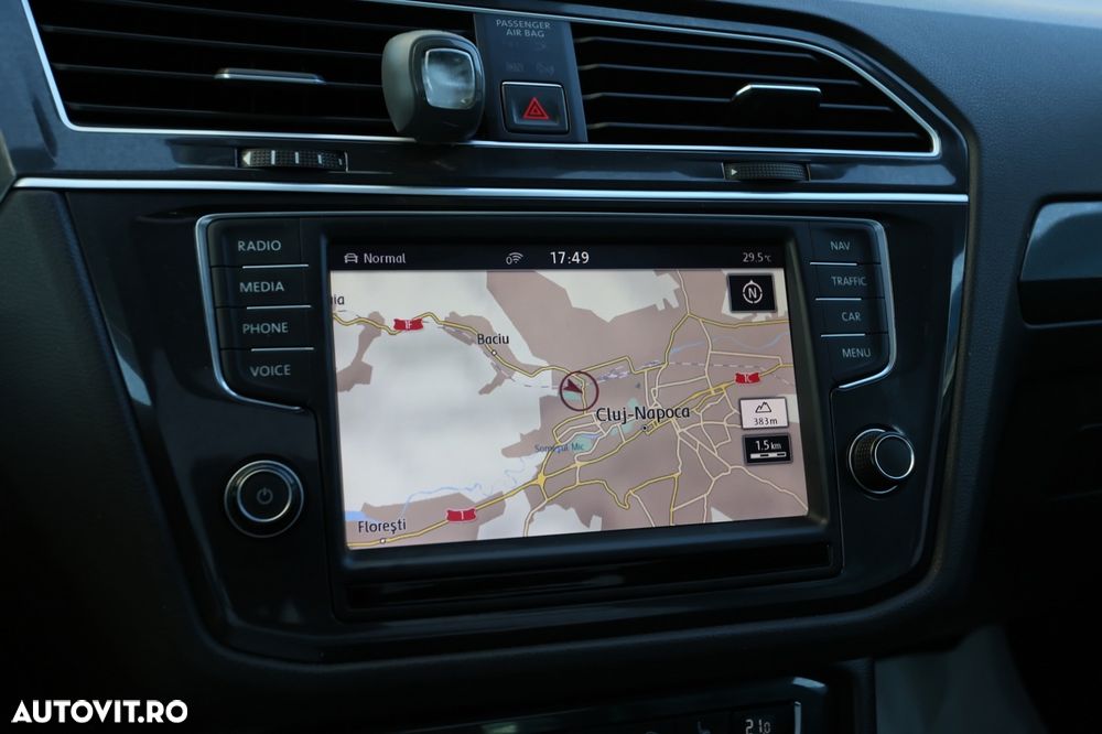 Volkswagen Tiguan 2.0 TDI DSG 4Mot Highline - 23
