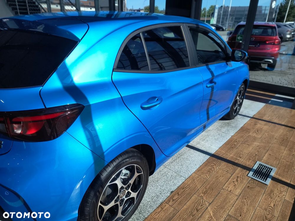 MG MG3 1.5 HEV+ Standard - 8