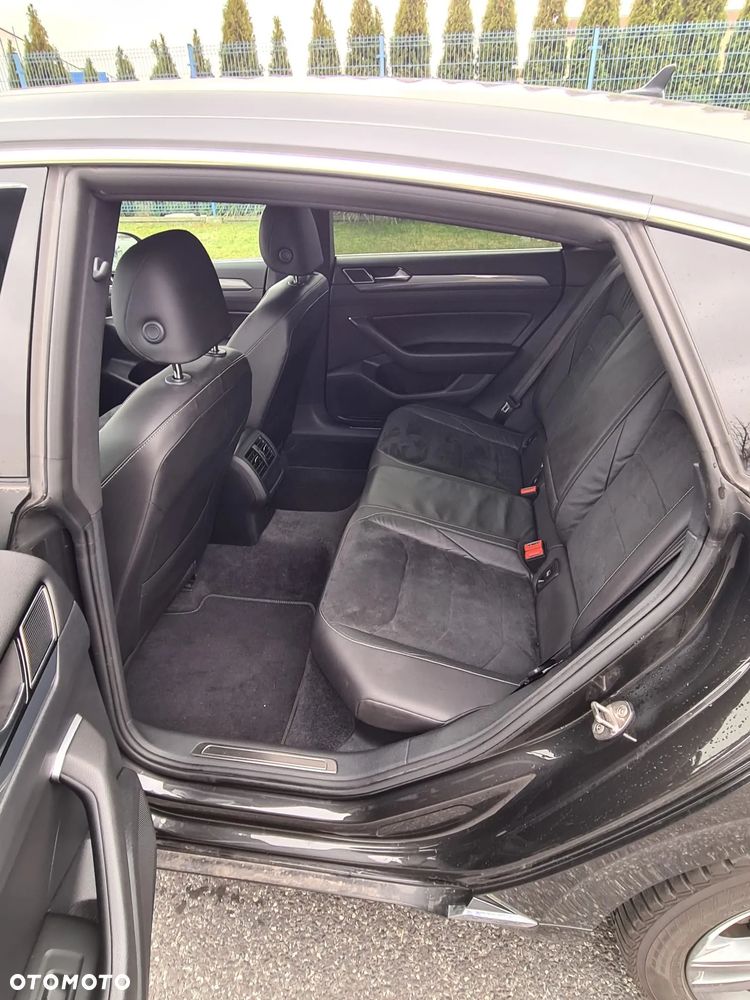 Volkswagen Arteon 2.0 TSI R-Line DSG - 19