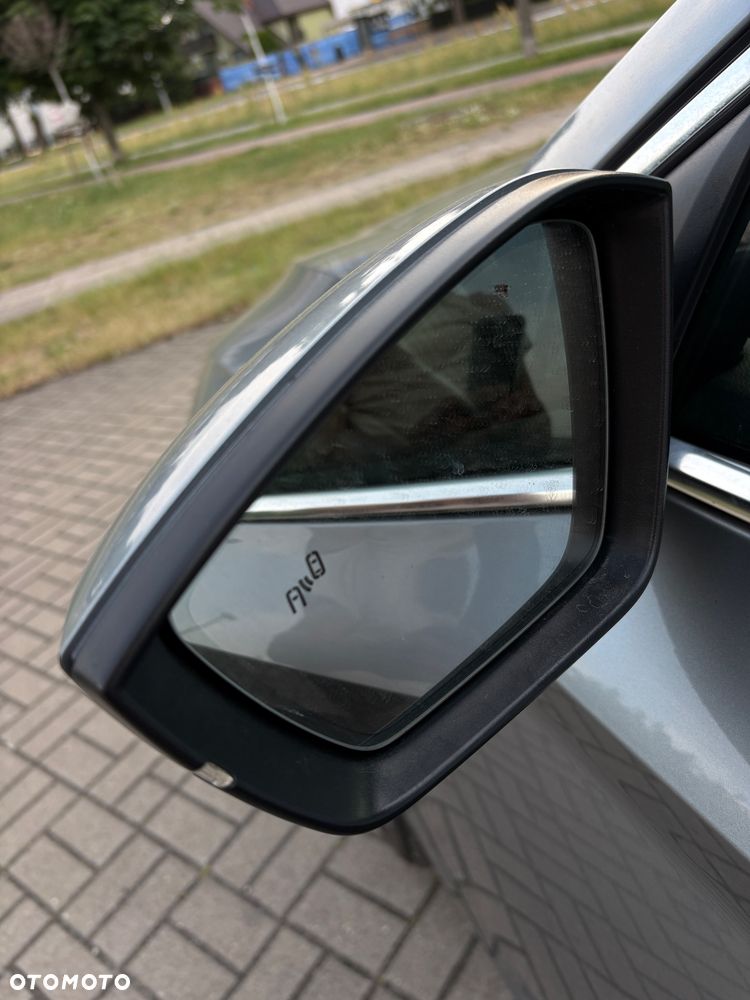 Skoda Superb 2.0 TDI Premium Edition - 28