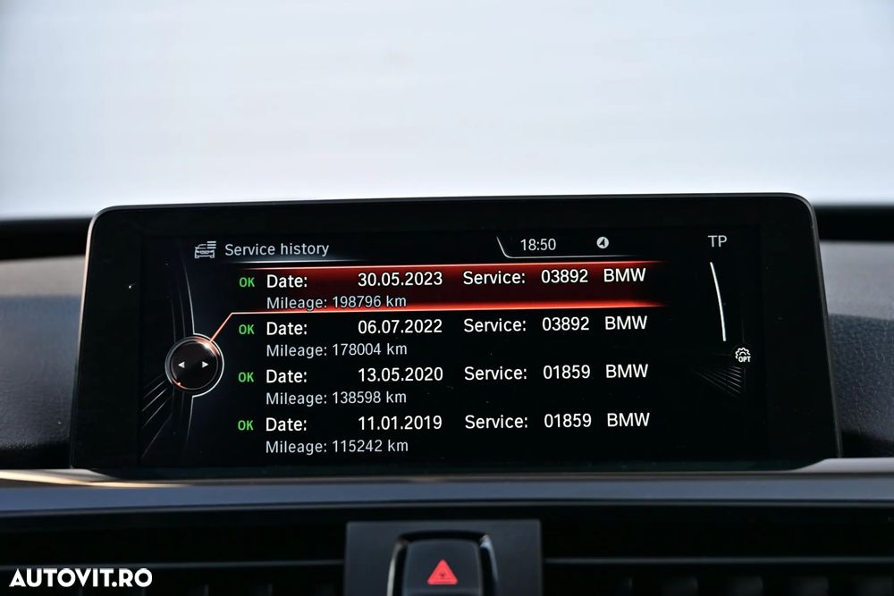 BMW Seria 3 320d DPF Aut. - 25