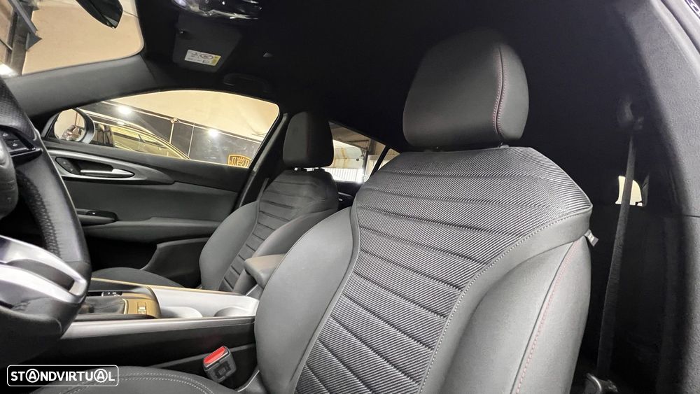 Alfa Romeo Tonale 1.5 Hybrid Sprint — fotografia 35
