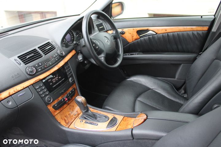 Mercedes-Benz Klasa E - 31