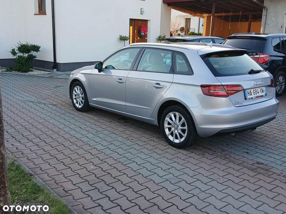 Audi A3 Sportback 1.6 TDI - 7