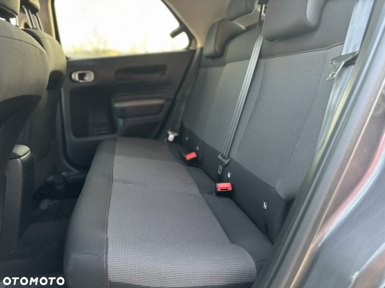 Citroën C4 Cactus - 24