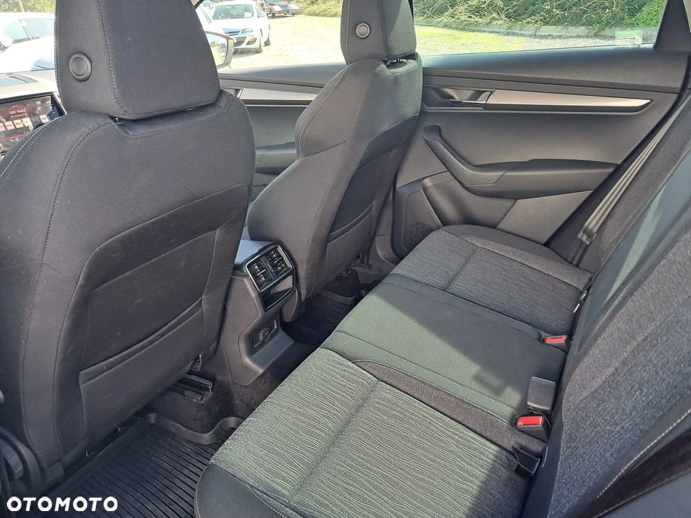 Skoda Karoq 1.5 TSI ACT GPF 4x2 Style DSG - 27