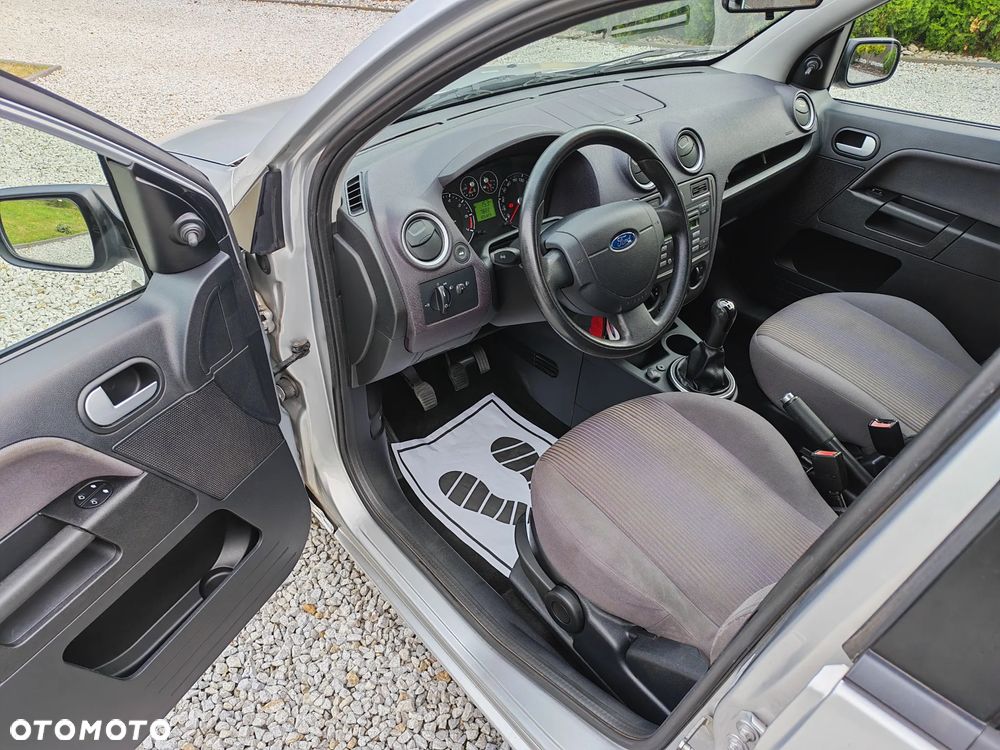 Ford Fusion 1.25 Ambiente - 9
