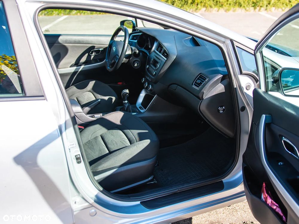 Kia Ceed 1.4 CRDi S - 13