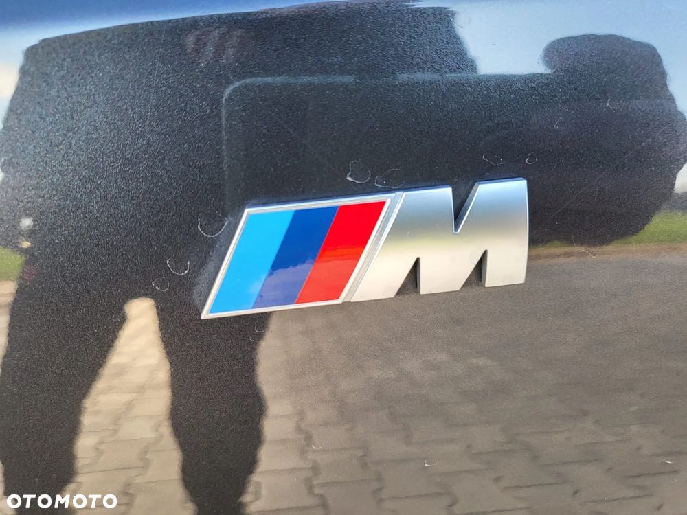 BMW Seria 5 520d xDrive - 17