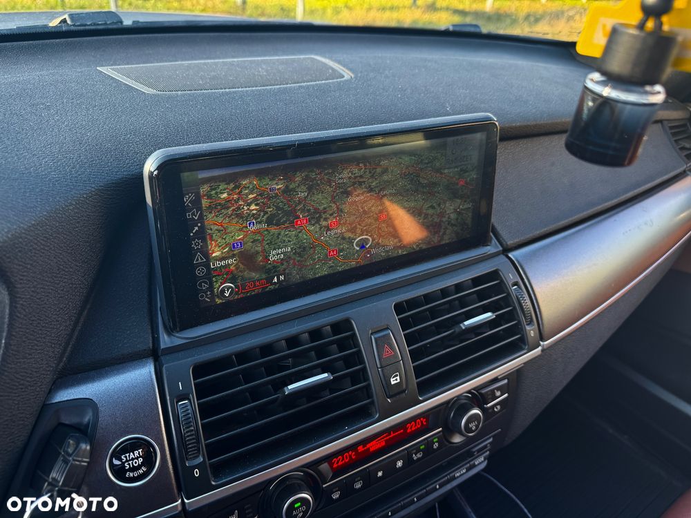 BMW X5 xDrive50i - 6