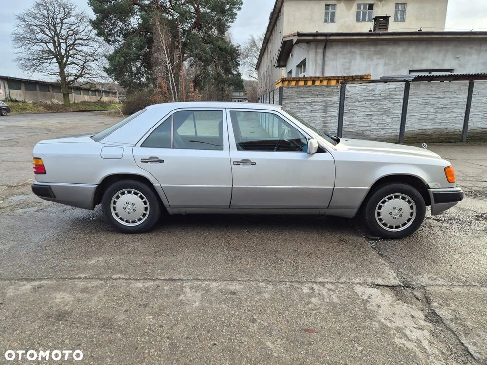 Mercedes-Benz W124 (1984-1993) - 9