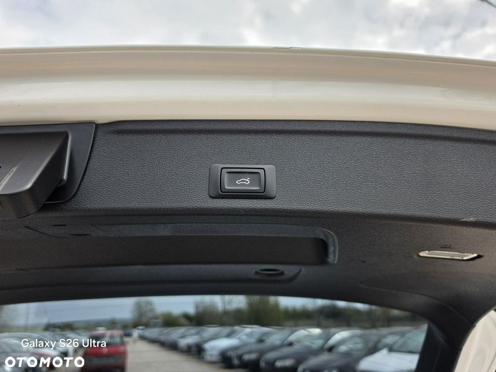 Audi A4 Avant - 33