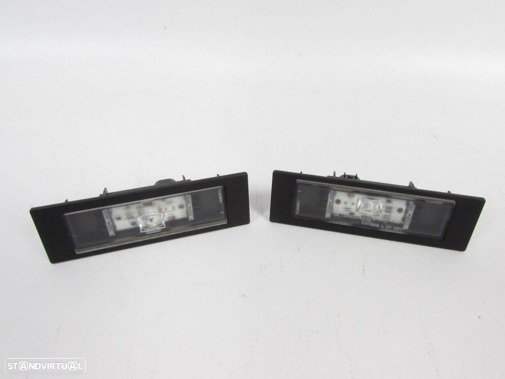 Luzes de matricula Led Seminovo/ Original BMW 1 (E81)/BMW Z4 Roadster (E89)/BMW... - 1