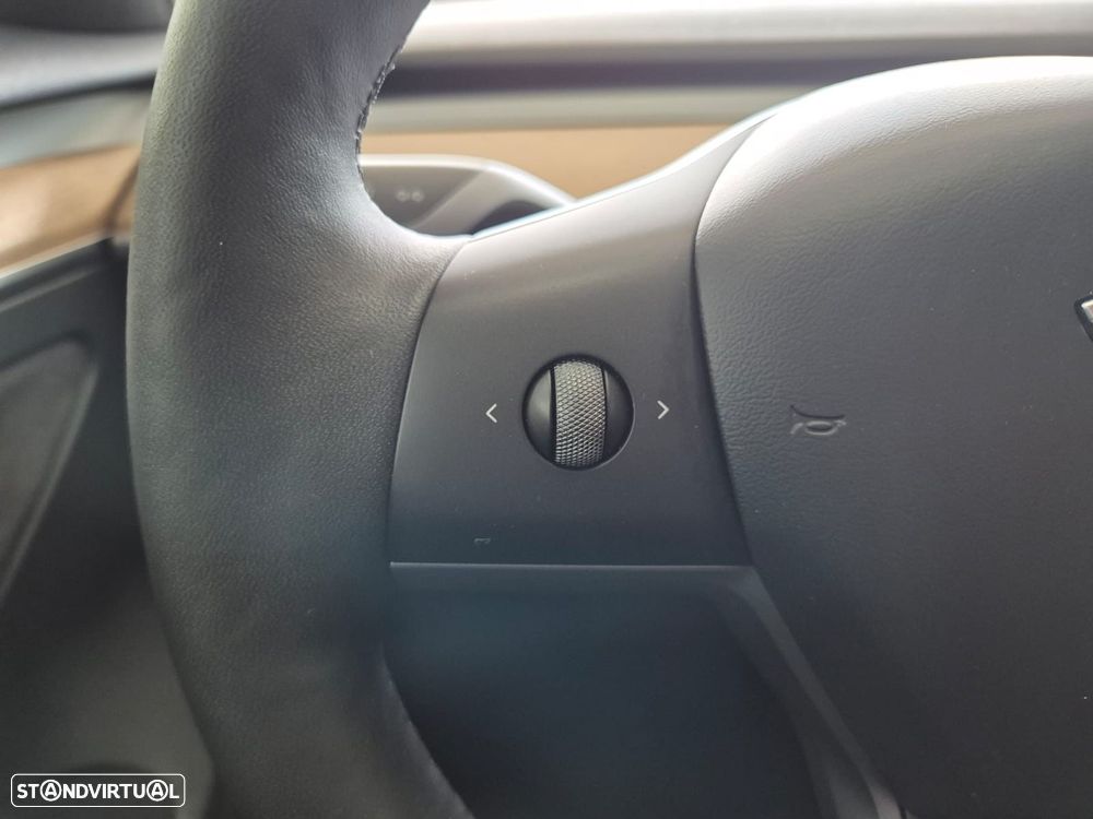 Tesla Model 3 Long Range Tração Traseira - 14