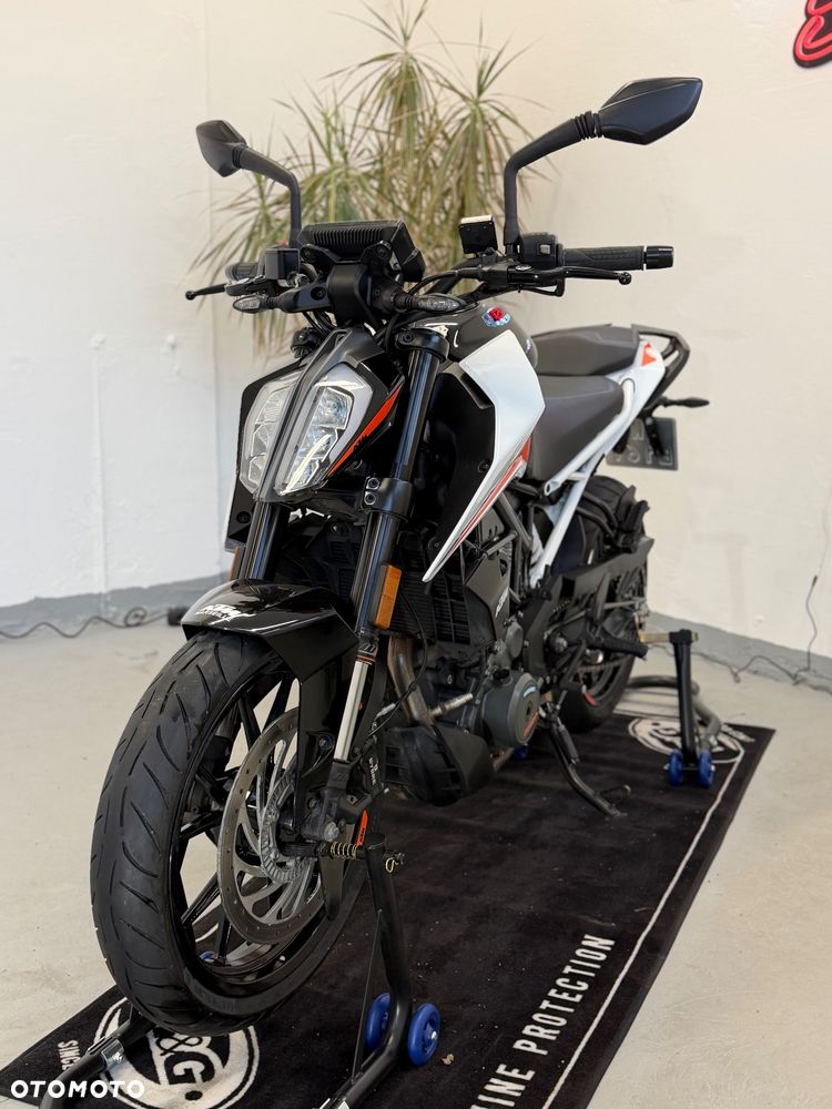 KTM Duke - 5