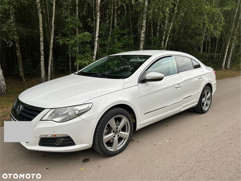 Volkswagen Passat - 2