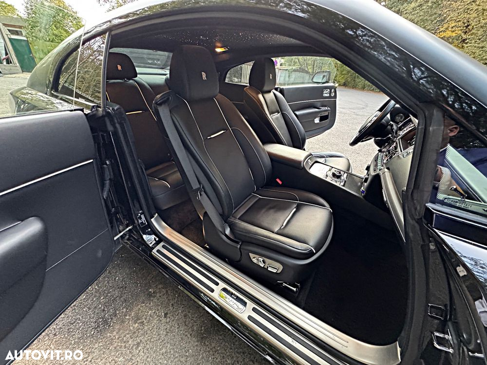 Rolls-Royce Wraith Black Badge - 12