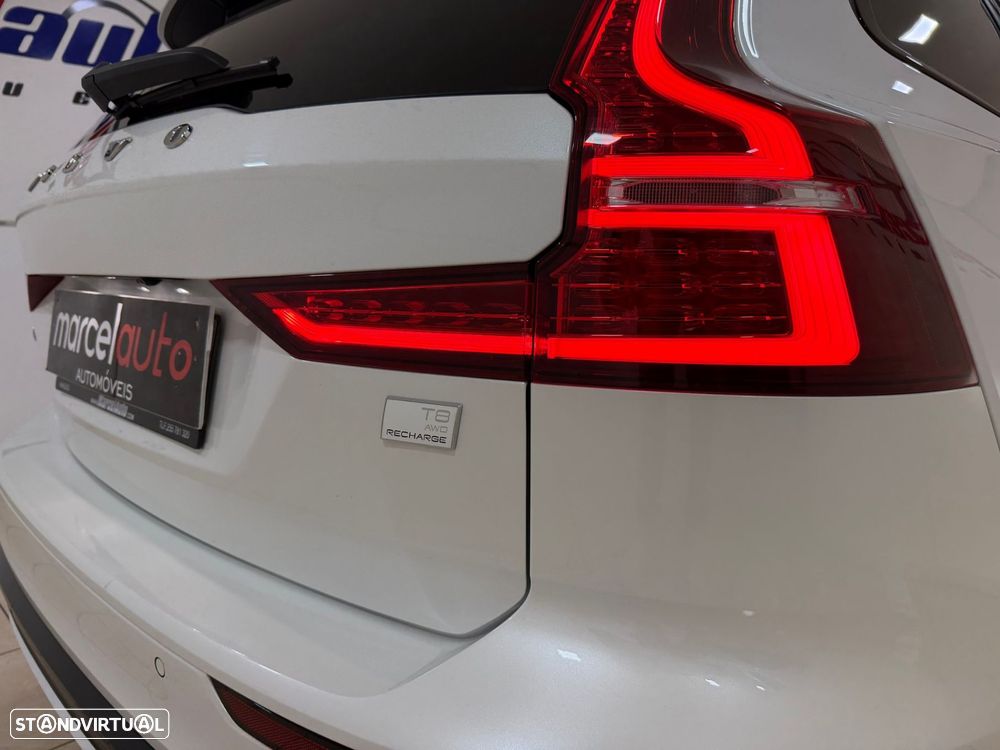 Volvo V60 2.0 T8 AWD TE Plus Dark - 13