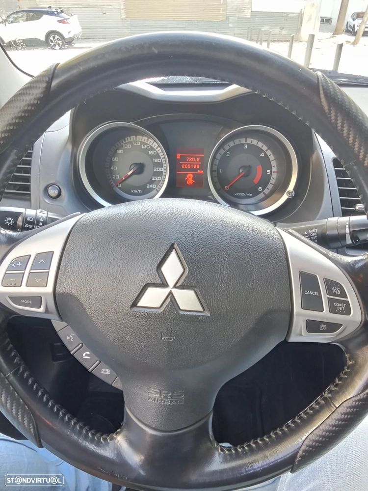 Mitsubishi Lancer 2.0 DI-D Intense + Pk Co. FPF - 7