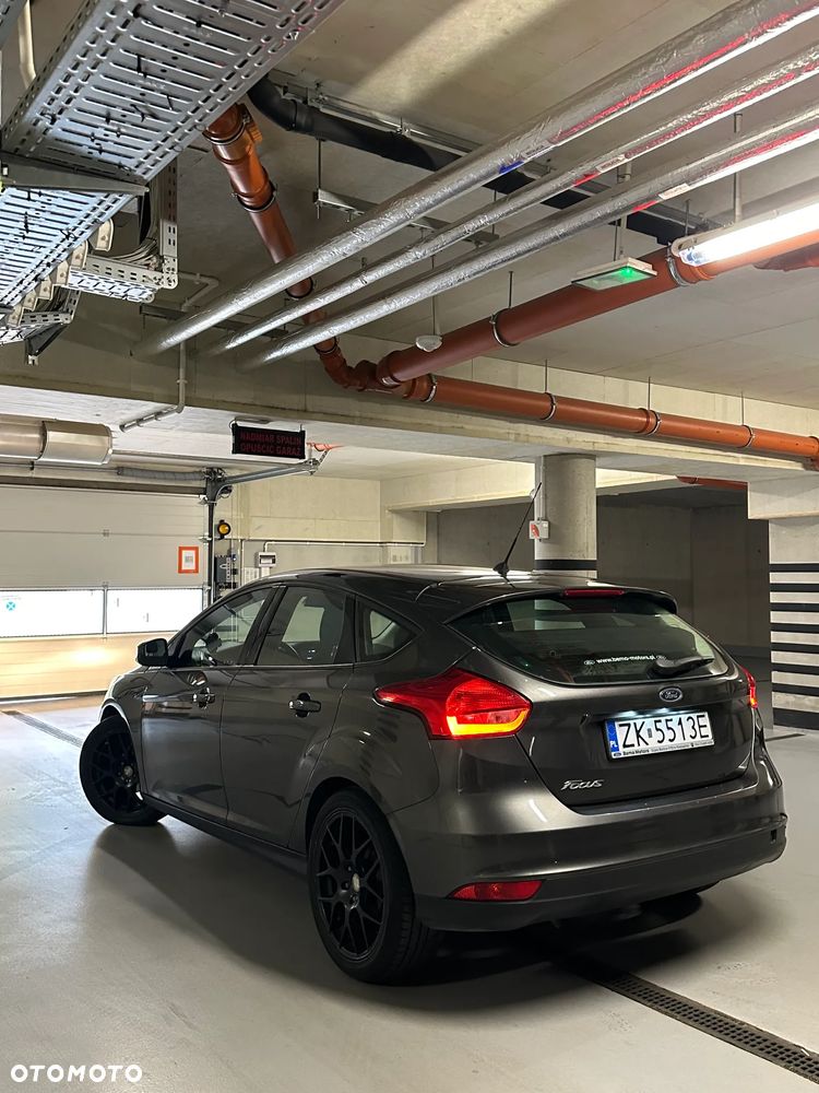 Ford Focus - 4